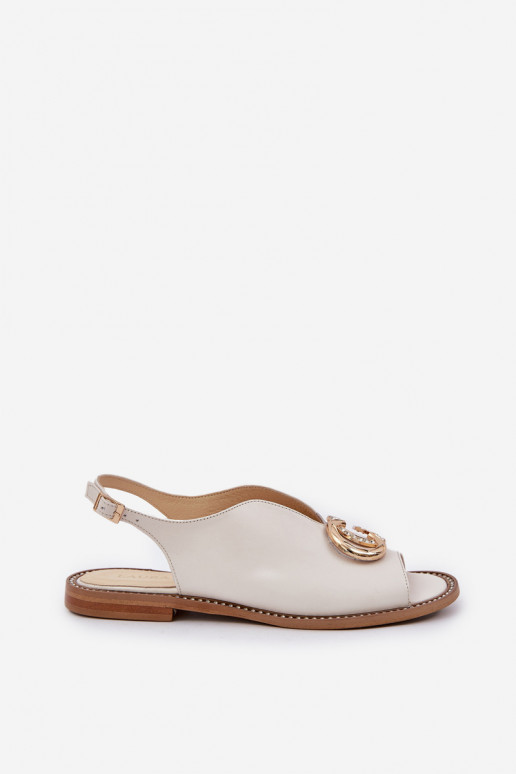 Sieviešu basenes  ar platiem papēžiem ar ornamentiem Laura Messi 2865 Ziloņkaula krāsas Sieviešu basenes  ar platiem papēžiem ar ornamentiem Laura Messi 2865 Ziloņkaula krāsas