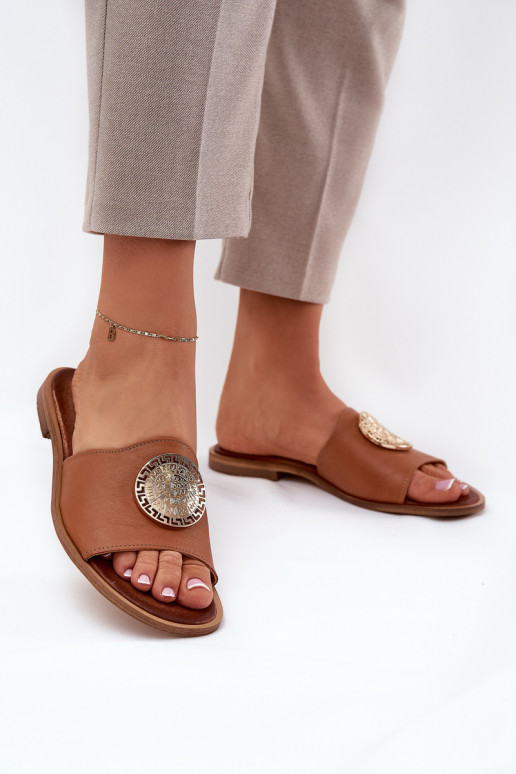 Zazoo 2938 Čibas no dabīgas ādas ar platiem papēžiem ar ornamentiem Camel Zazoo 2938 Čibas no dabīgas ādas ar platiem papēžiem ar ornamentiem Camel