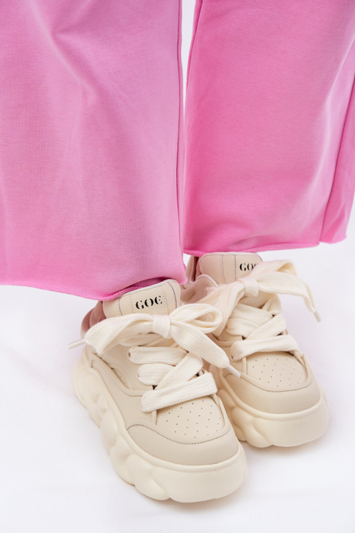    modeļa apavi  ar platformu GOE RR2N4043 smilšu krāsas