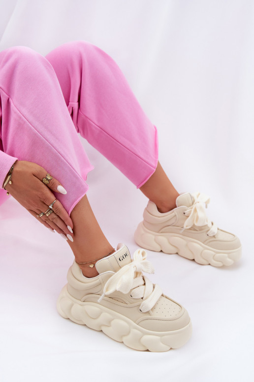    modeļa apavi  ar platformu GOE RR2N4043 smilšu krāsas