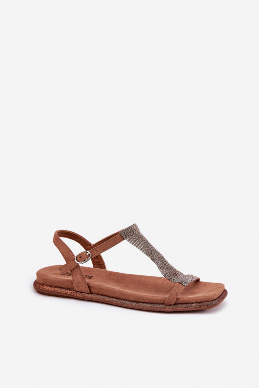 Elegantas zemas papēžu sieviešu sandales ar spīdīgām detaļām Artiker 56C1365 brūnas