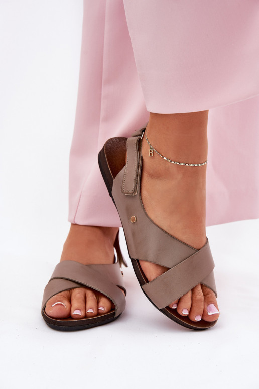 Sieviešu basenes  ar lipīgām aizdarēm Zazoo 40141 smilšu krāsas Sieviešu basenes  ar lipīgām aizdarēm Zazoo 40141 smilšu krāsas