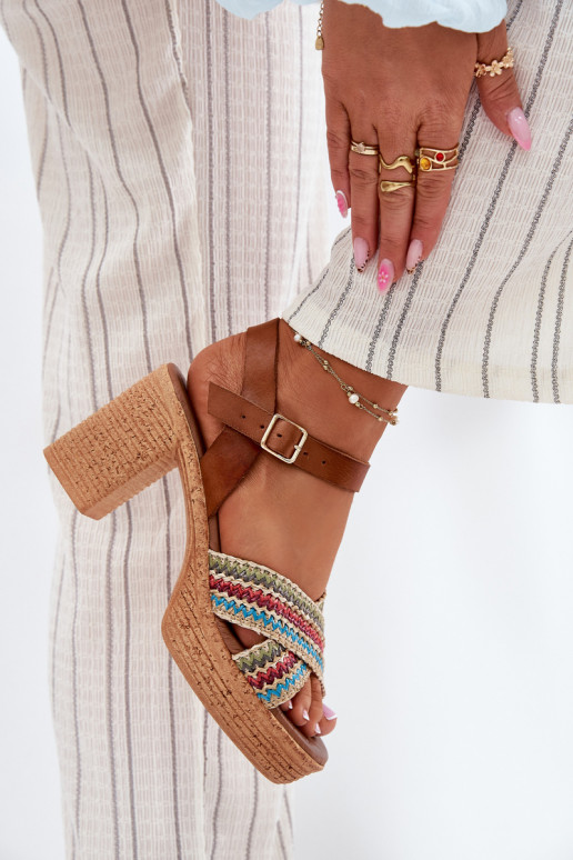 Sieviešu basenes   kach Zazoo 40460 brūnas krāsas Sieviešu basenes   kach Zazoo 40460 brūnas krāsas