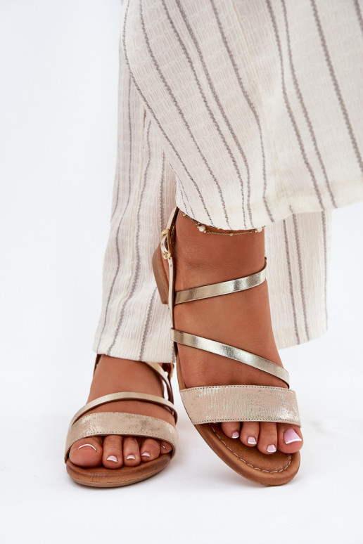 Sieviešu basenes   ar platiem papēžiem  06966-25 Zelta krāsas Sieviešu basenes   ar platiem papēžiem  06966-25 Zelta krāsas