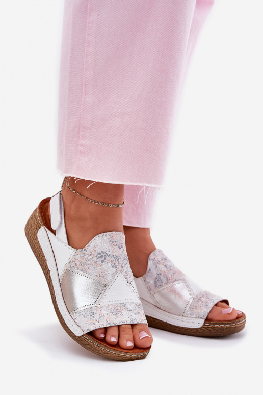 Sieviešu basenes      L7067-11 baltas krāsas Sieviešu basenes      L7067-11 baltas krāsas