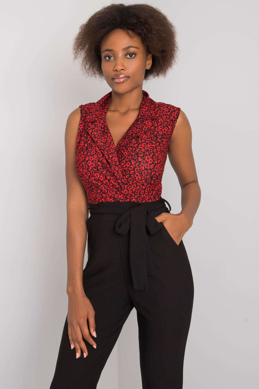 Kombinezons - melns ar sarkans