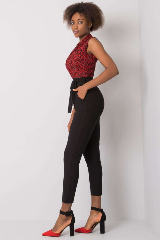 Kombinezons - melns ar sarkans