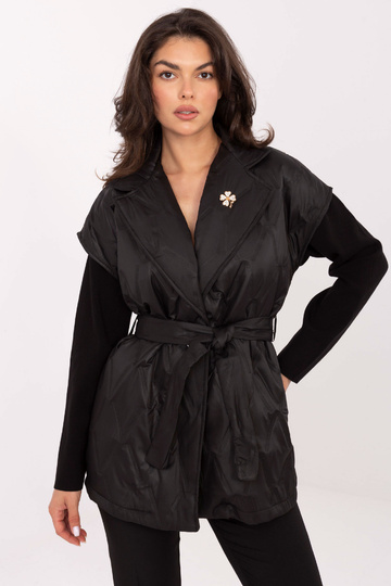 Melna veste 2