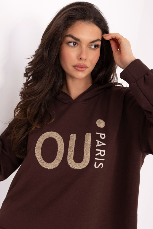 Tumši brūns jaka ar kapuci