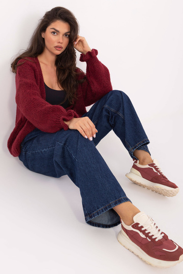 Burgundas sarkans džemperis 2