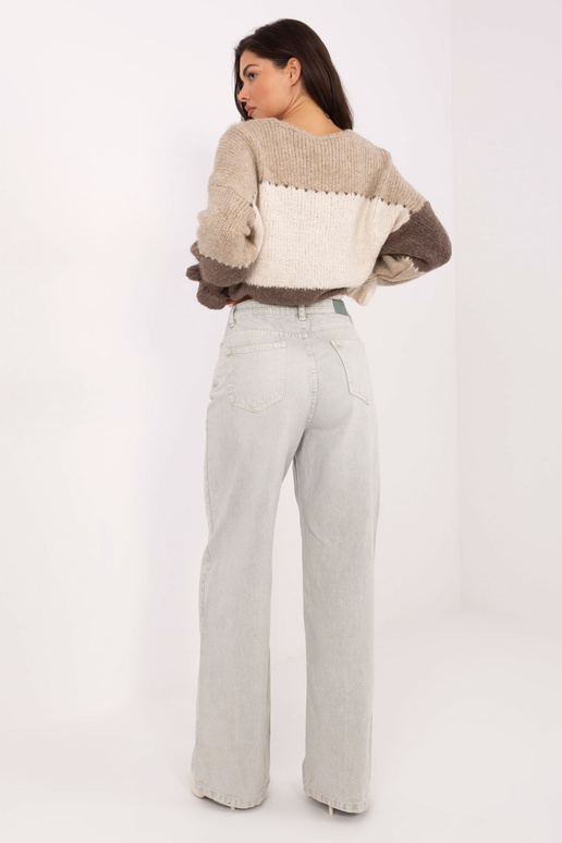 Gaiši pelēkas bikses