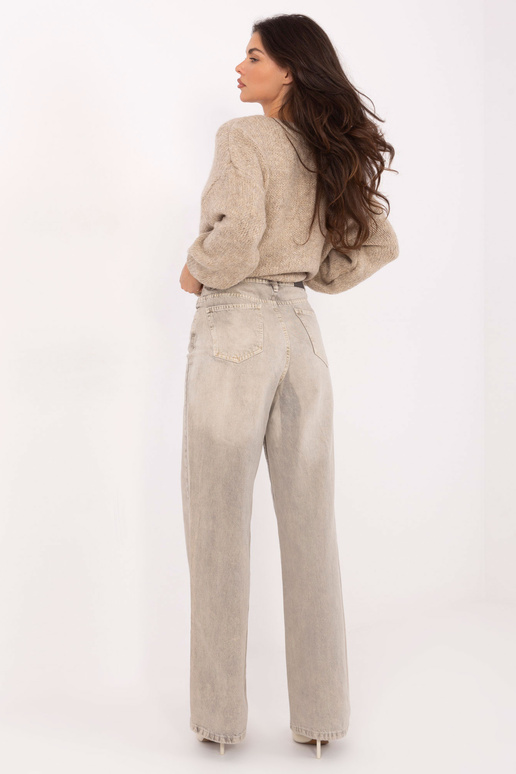 Pelēkas smilškrāsas bikses