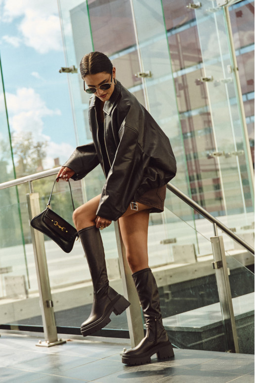 Sieviešu garie zābaki uz masīviem papēžiem un platformas, iekāpjamais modelis brūnā krāsā Florinne