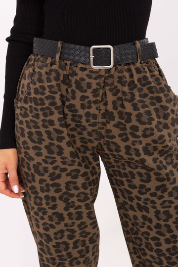 Haki krāsas bikses 2