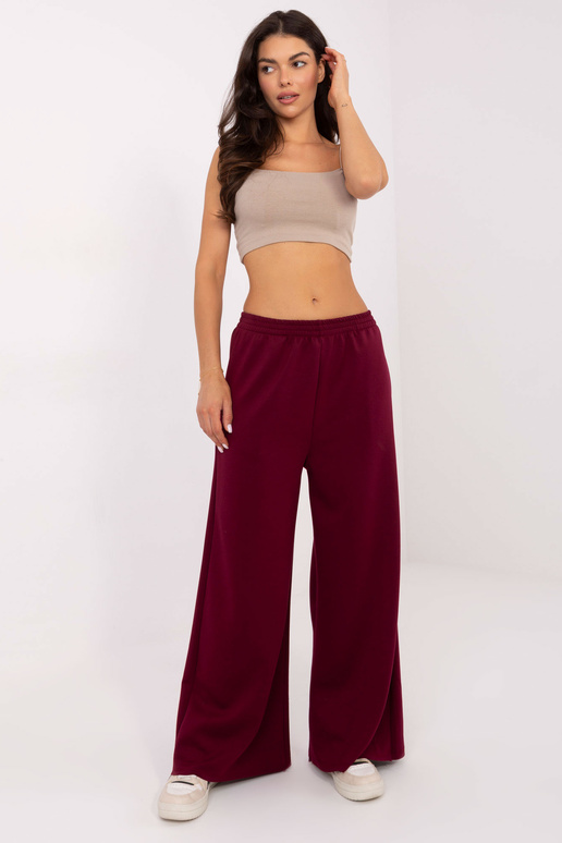 Burgundas krāsas bikses