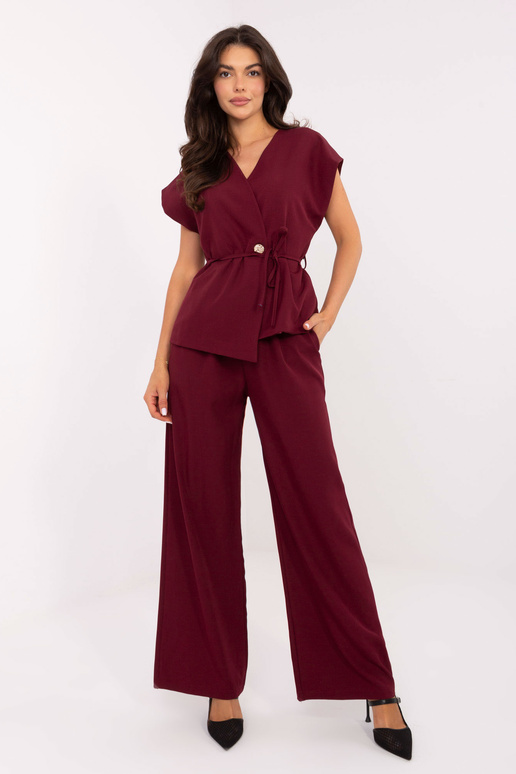 Ķiršu krāsas komplekts