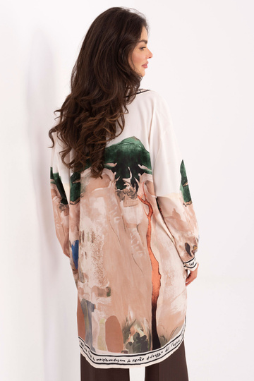 Gaiši smilškrāsas krekls