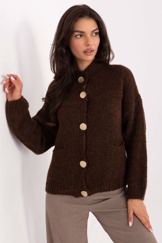 Tumši brūns džemperis