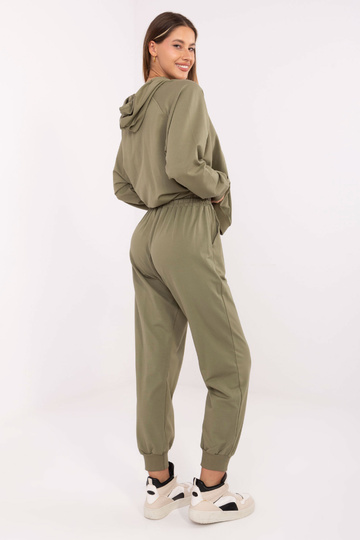 Komplekts khaki krāsā