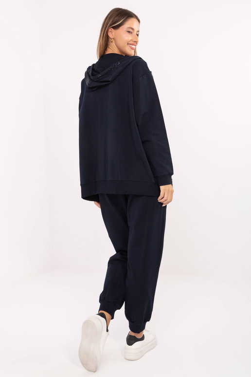 Komplekts tumši zilā krāsā