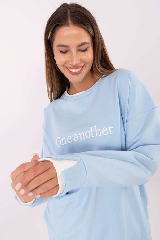 Komplekts gaiši zils