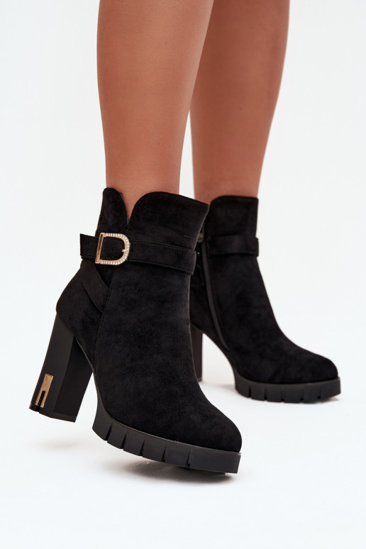 siltināti Sieviešu puszābaki ar sprādzēm Melns Nolivira siltināti Sieviešu puszābaki ar sprādzēm Melns Nolivira