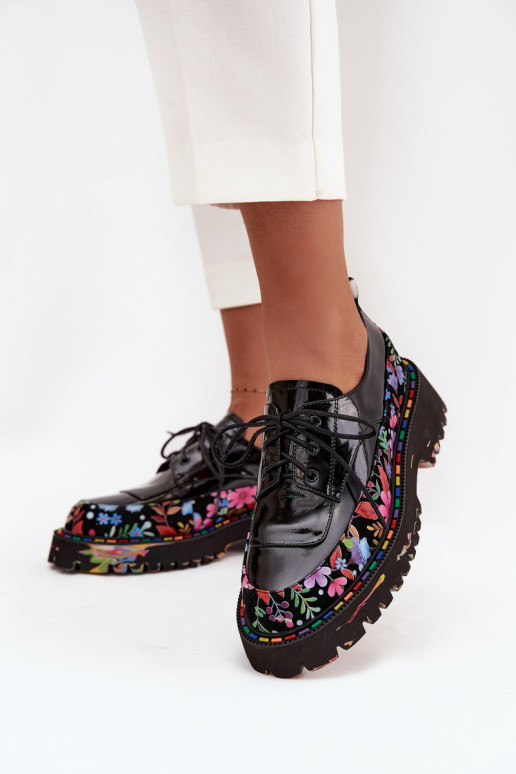 Laque apavi Z Naturalnej Skóry ar rakstiem Artiker 57C0174 Melns