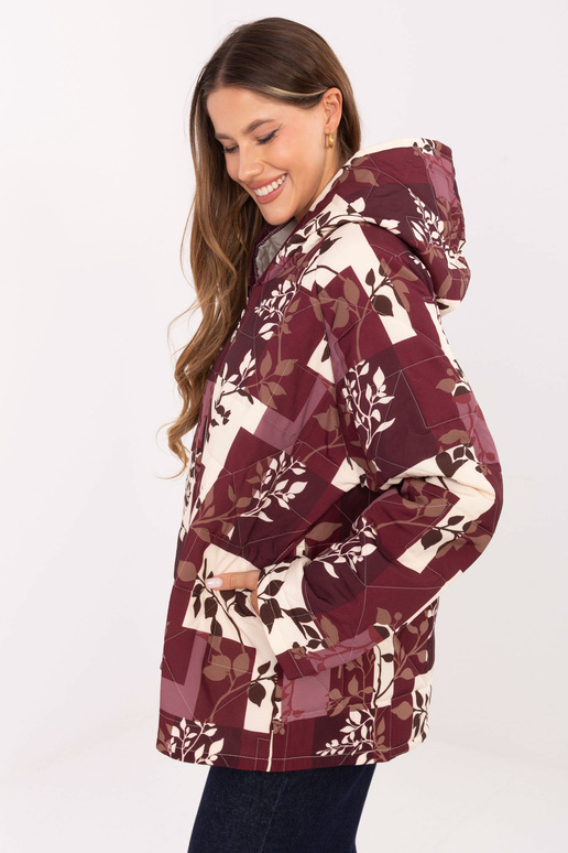 Ķiršu krāsas virsjaka