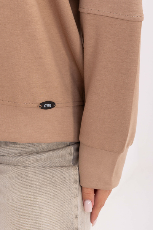 Tumši smilškrāsas blūze