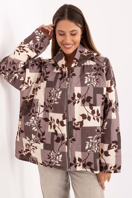 Jaka smilšu krāsā