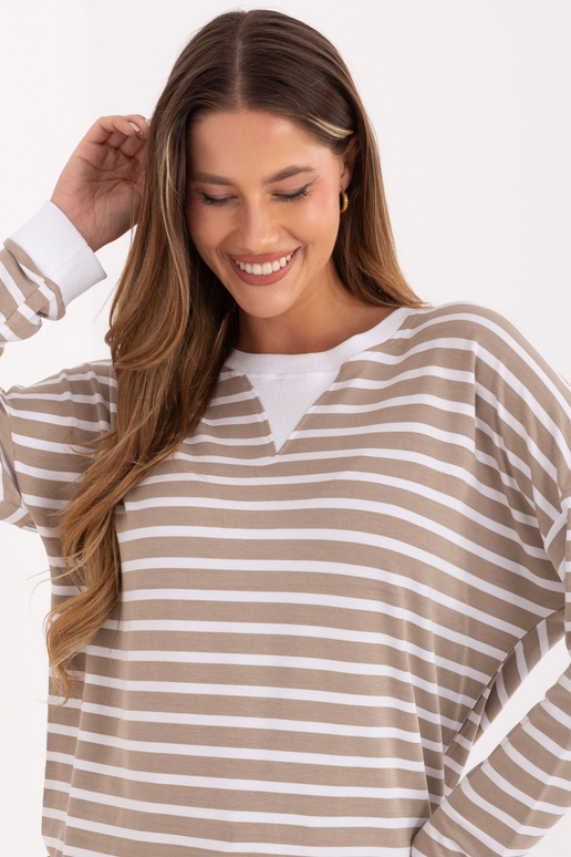 Blūze tumši smilšu krāsā