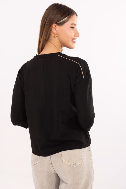 Blūze melnā krāsā