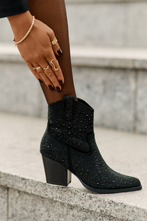 Dekorētas kovboju stila puszābaki ar papēdi Z Noskami Apavi ar spicu purngalu S.Barski HY42-121 Melns