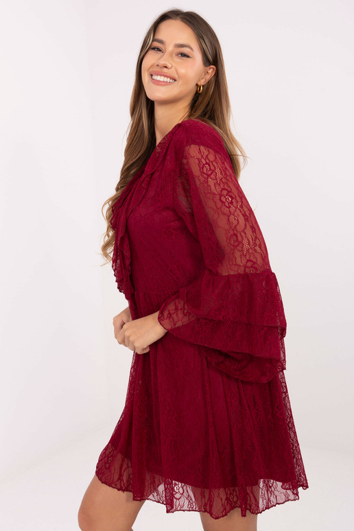 Kleita burgundijas krāsā