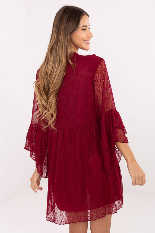 Kleita burgundijas krāsā