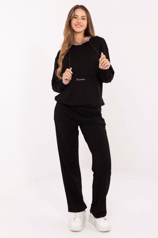 Melni smilšains komplekts