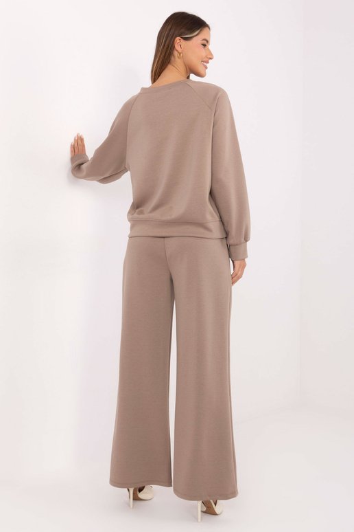 Tumši smilšains komplekts