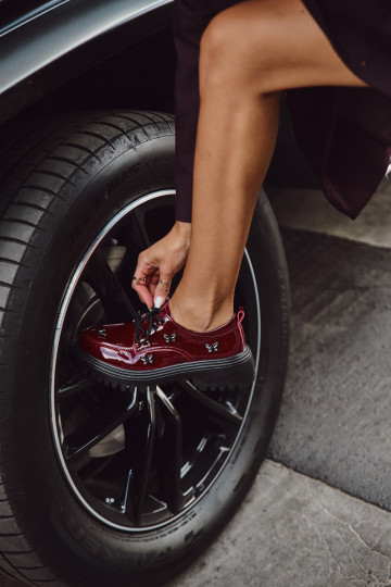 Laque   apavi  Z Przypinkami Artiker 57C0336 bordo krāsas