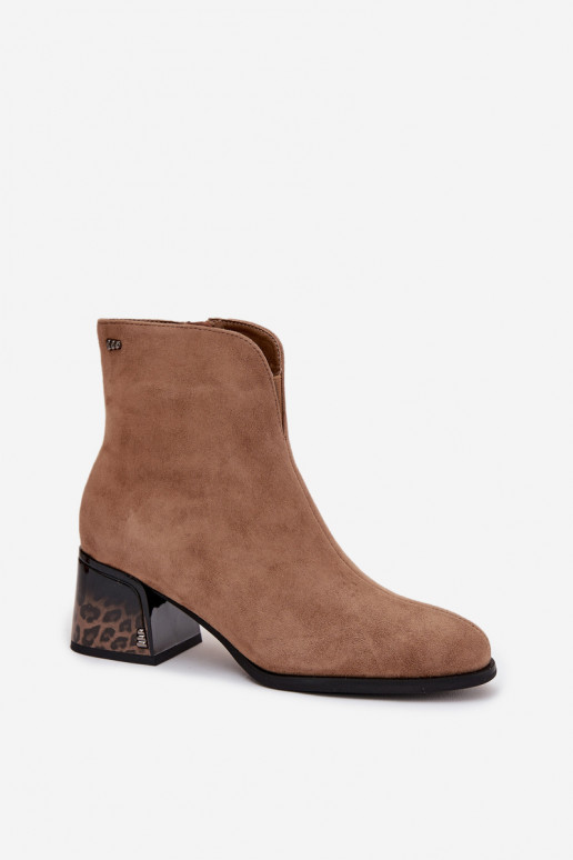 Sieviešu puszābaki Z Naturalnego Zamszu ar papēdi siltināti Vinceza 66806 Camel Sieviešu puszābaki Z Naturalnego Zamszu ar papēdi siltināti Vinceza 66806 Camel