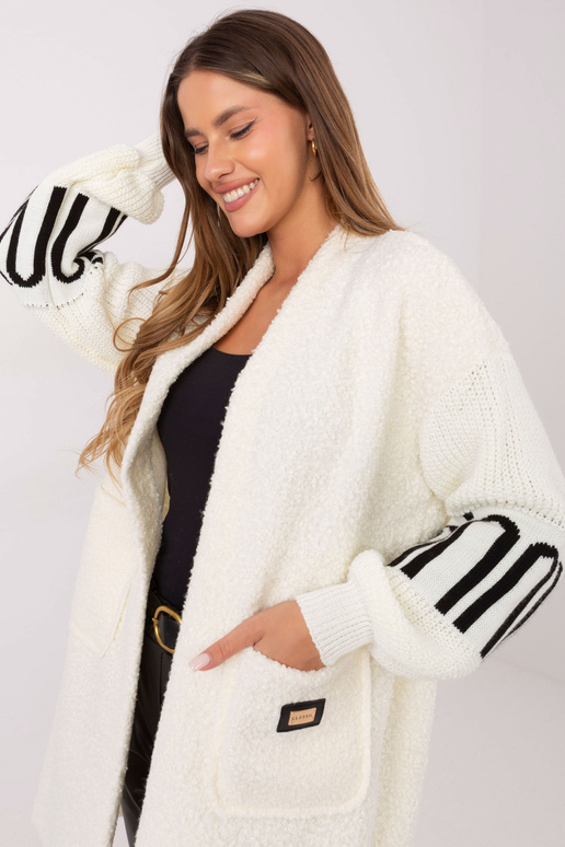 Ivory krāsas kardigans