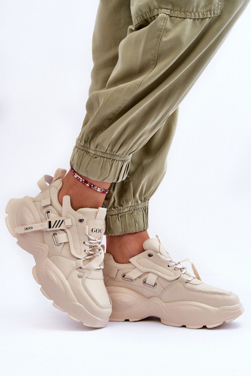 sporta apavi  modeļa apavi GOE MM2N4015 smilšu krāsas