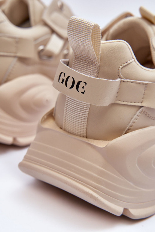 sporta apavi  modeļa apavi GOE MM2N4015 smilšu krāsas