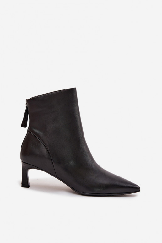 Sieviešu puszābaki Z Naturalnej Skóry ar papēdi D&A CR52-661 Melns