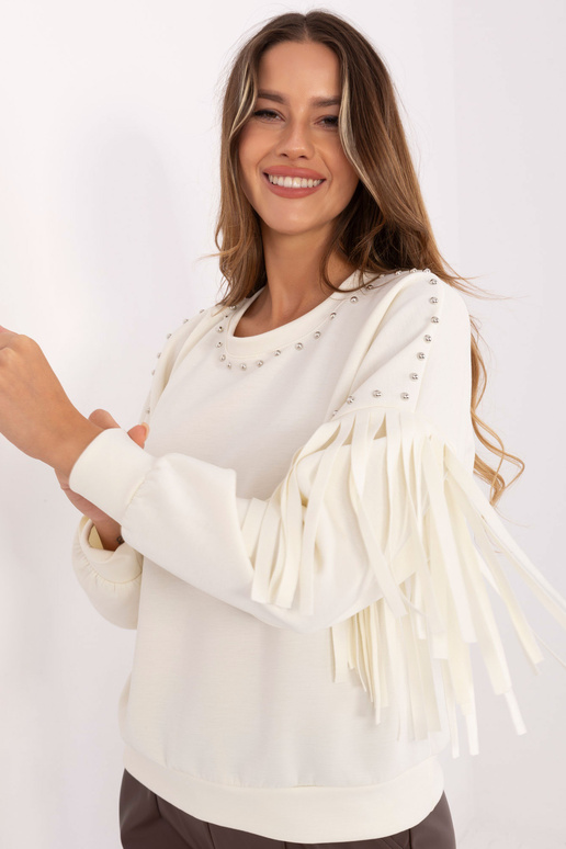 Krēmkrāsas džemperis