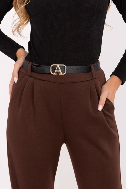 Tumši brūnas krāsas bikses