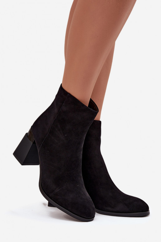 Sieviešu puszābaki Z Naturalnego Zamszu ar papēdi siltināti D&A CR52-718 Melns