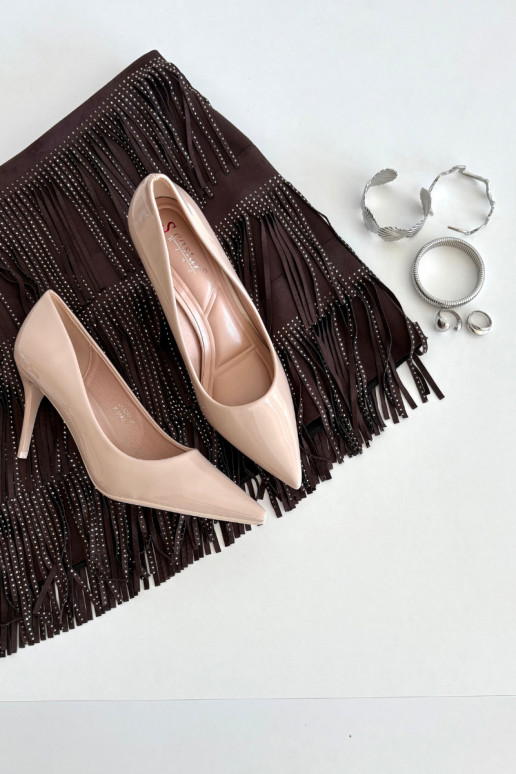 Lakuoti eko ādas augstpapēžu apavi sievietēm ar smailiem galiem smilšu krāsā Jadira Lakuoti eko ādas augstpapēžu apavi sievietēm ar smailiem galiem smilšu krāsā Jadira