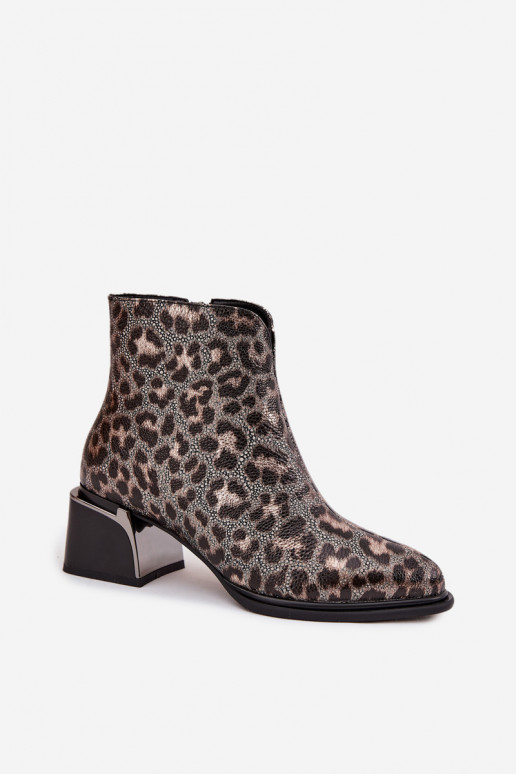 sieviešu zābaki   siltināti ar leoparda kažokādas rakstu D&A CR52-622 -Zelta krāsas sieviešu zābaki   siltināti ar leoparda kažokādas rakstu D&A CR52-622 -Zelta krāsas