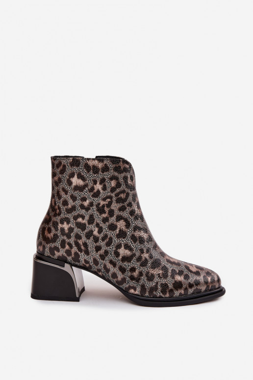 sieviešu zābaki   siltināti ar leoparda kažokādas rakstu D&A CR52-622 -Zelta krāsas sieviešu zābaki   siltināti ar leoparda kažokādas rakstu D&A CR52-622 -Zelta krāsas