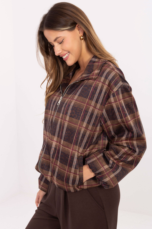 Jaka IT KR melni-smilškrāsā